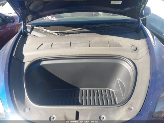 2023 TESLA MODEL Y 7SAYGDEE8PF928387 Photo 9
