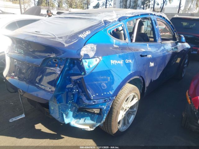 2023 TESLA MODEL Y 7SAYGDEE8PF928387 Photo 3