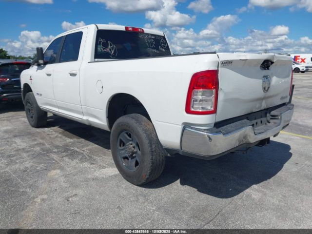 2020 RAM 2500 3C6UR5DL4LG159992 Photo 2