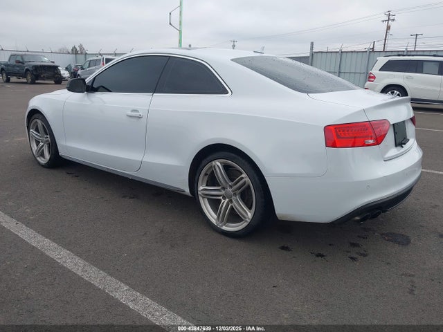 2014 AUDI S5 WAUGGAFR7EA060250 Photo 2