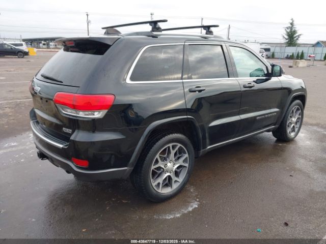 2018 JEEP GRAND CHEROKEE 1C4RJFBG9JC251746 Photo 3