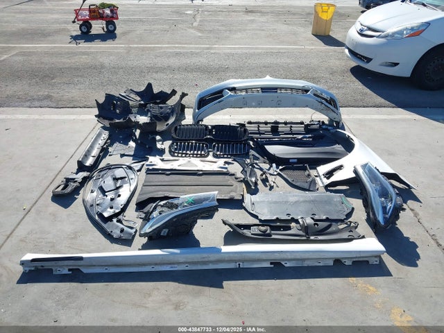 BMW 750i 2017 WBA7F0C31HGM21700 Image 12