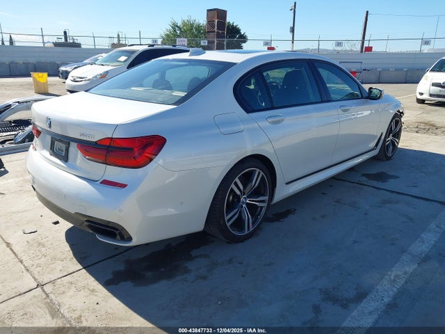 2017 BMW 750I WBA7F0C31HGM21700 Photo 3