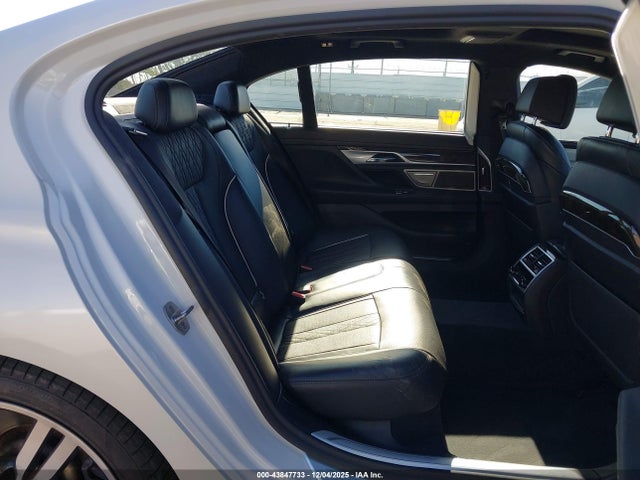 2017 BMW 750I WBA7F0C31HGM21700 Photo 7