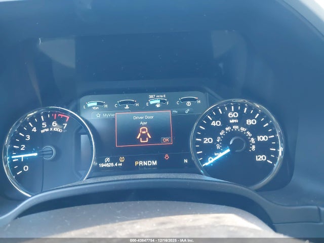 Ford F-150 Lariat 2018 1FTEW1E56JKF25875 Image 7