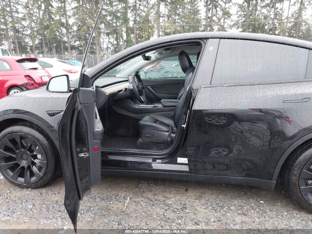 2021 TESLA MODEL Y 5YJYGDEEXMF302056 Photo 4