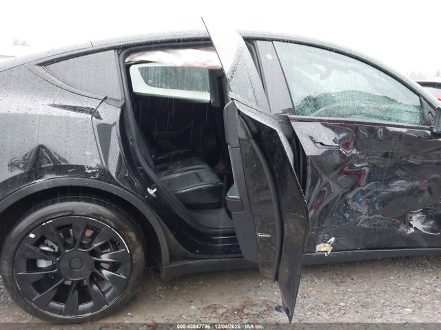 2021 TESLA MODEL Y 5YJYGDEEXMF302056 Photo 7