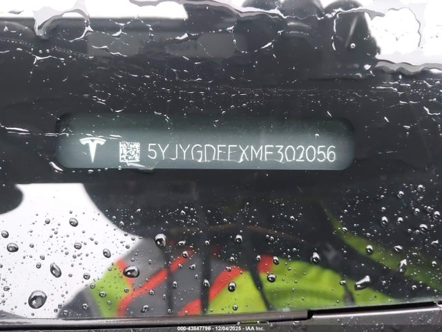 2021 TESLA MODEL Y 5YJYGDEEXMF302056 Photo 8