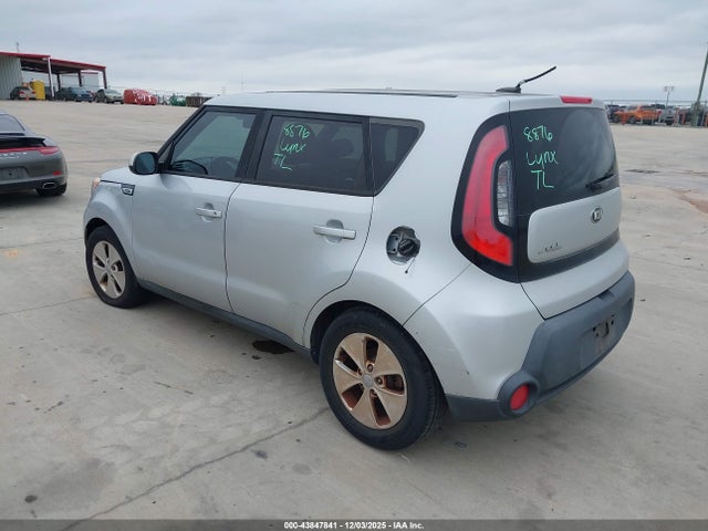 KNDJN2A24G7864715 KIA Soul