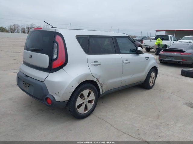 KNDJN2A24G7864715 KIA Soul