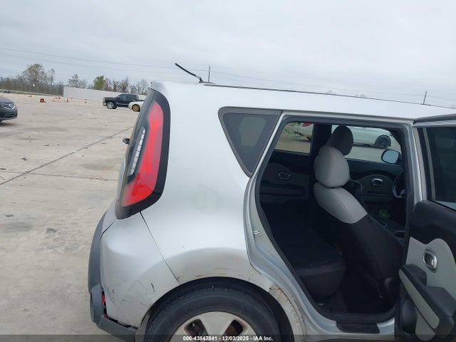 KNDJN2A24G7864715 KIA Soul