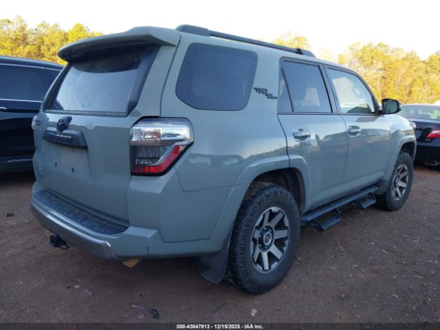 2022 TOYOTA 4RUNNER JTERU5JR3N6063745 Photo 3