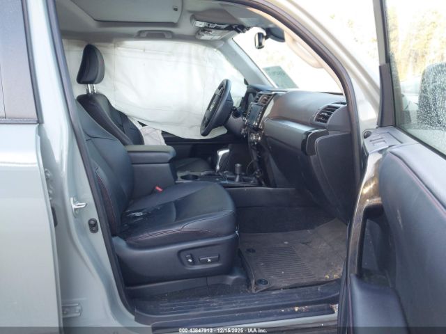 2022 TOYOTA 4RUNNER JTERU5JR3N6063745 Photo 4