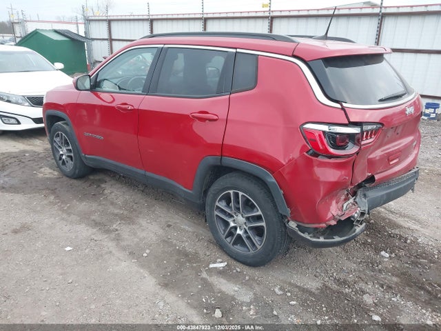 2019 JEEP COMPASS 3C4NJCBB3KT743678 Photo 2
