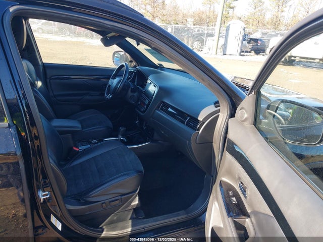 2019 MITSUBISHI OUTLANDER JA4AZ3A36KZ039981 Photo 4
