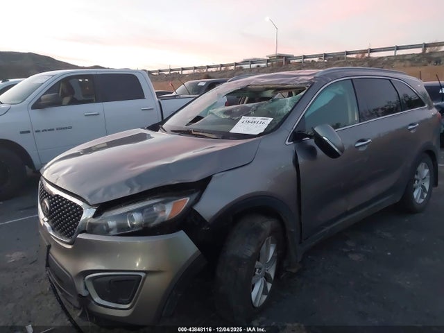 5XYPG4A54HG201370 KIA Sorento 3.3l Lx