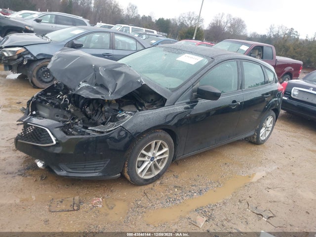 43848144 :رقم المزاد ، 1FADP3K24JL329450 vin ، 2018 Ford Focus Se مزاد بيع