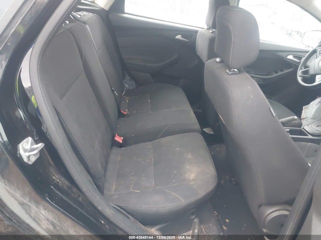 43848144 :رقم المزاد ، 1FADP3K24JL329450 vin ، 2018 Ford Focus Se مزاد بيع