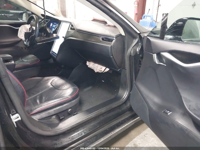 2013 TESLA MODEL S 5YJSA1DPXDFP14812 Photo 4