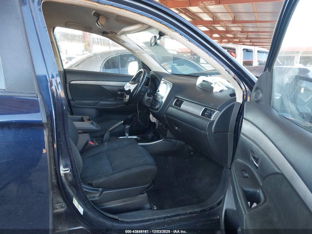 2018 MITSUBISHI OUTLANDER JA4AD3A37JJ005379 Photo 4