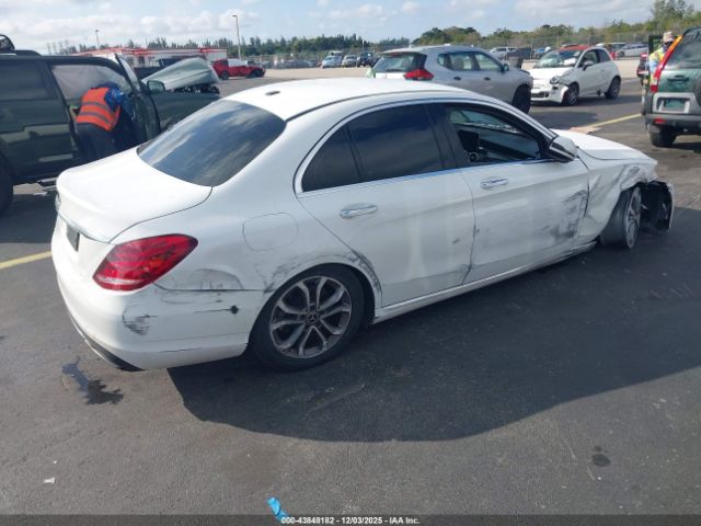 2017 MERCEDES-BENZ C 300 55SWF4JB7HU223910 Photo 3
