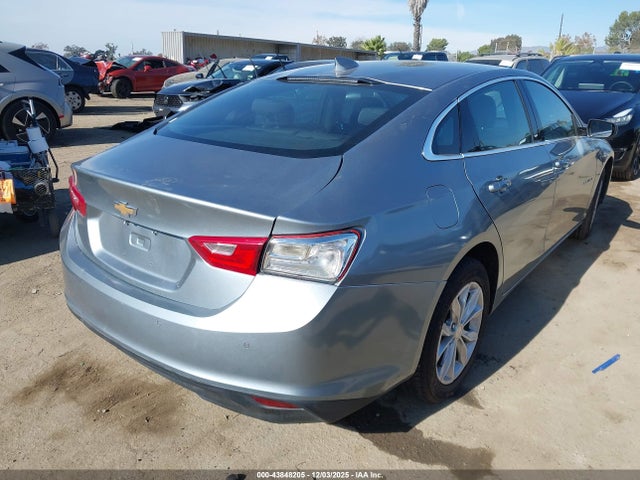 1G1ZD5STXRF139930 Chevrolet Malibu Fwd 1lt