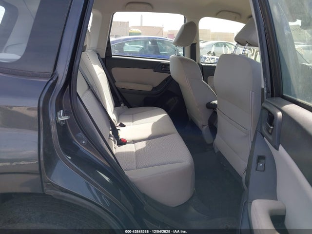 Subaru Forester 2.5i 2015 JF2SJAAC2FH448563 Image 8