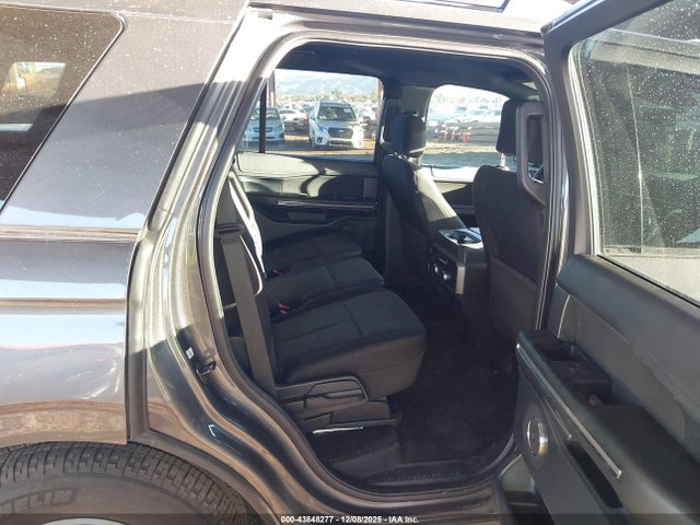 1FMJU1HT8LEA44439 Ford Expedition Xlt