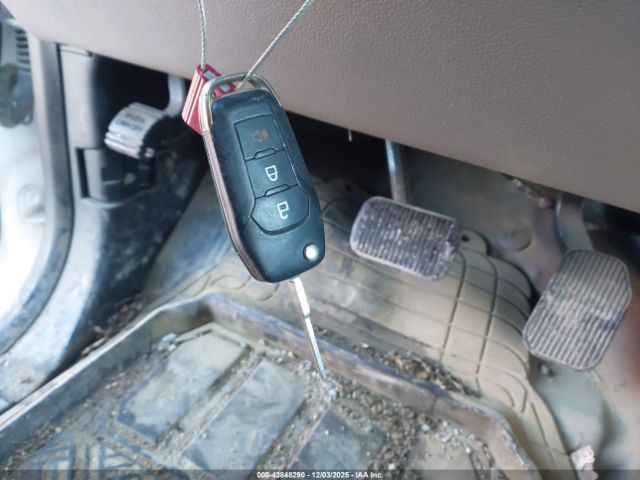 2017 FORD F-150 1FTMF1CF4HKE36839 Photo 10