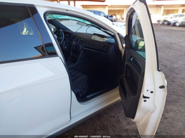 2017 VOLKSWAGEN GOLF GTI 3VW4T7AU0HM066900 Photo 4