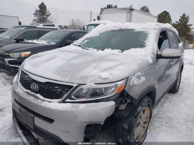 2014 KIA SORENTO 5XYKT4A64EG516910 Photo 1