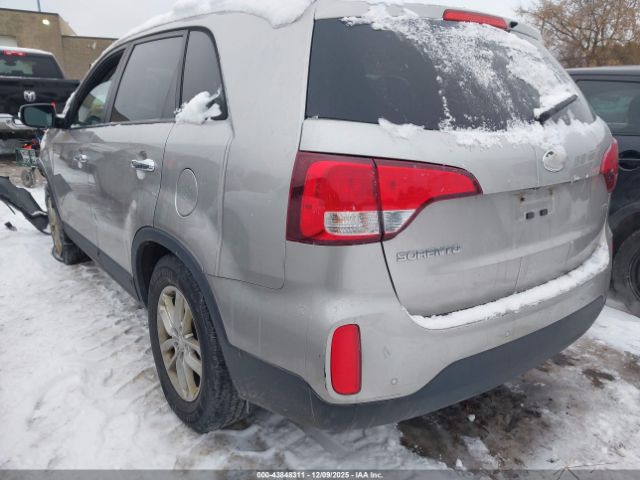 2014 KIA SORENTO 5XYKT4A64EG516910 Photo 2