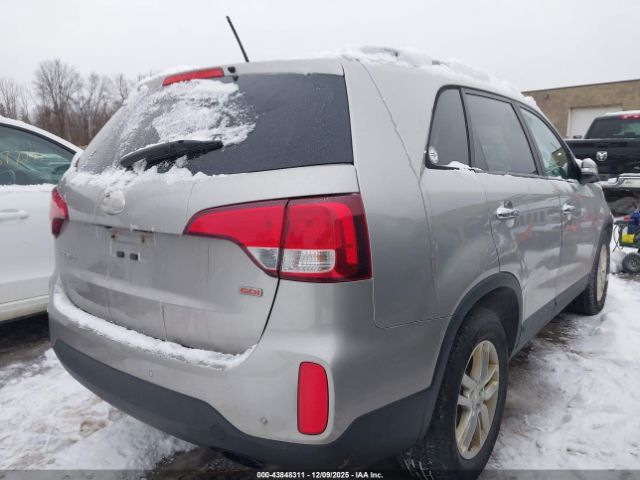 2014 KIA SORENTO 5XYKT4A64EG516910 Photo 3