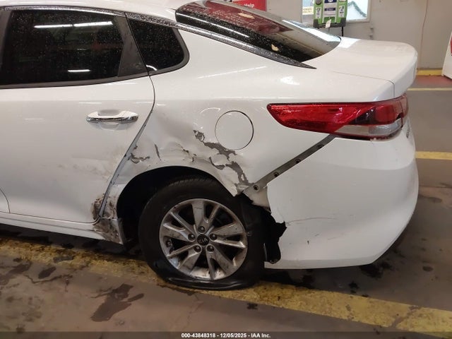 2016 KIA OPTIMA KNAGT4L37G5091328 Photo 5