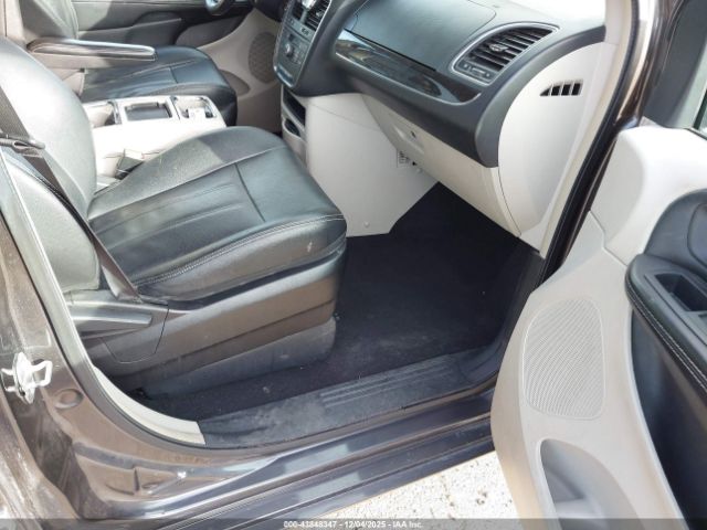 2016 CHRYSLER TOWN & COUNTRY 2C4RC1BG6GR214960 Photo 4