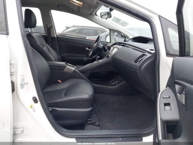 2015 TOYOTA PRIUS JTDKN3DU7F0426396 Photo 4