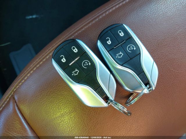 2017 MASERATI LEVANTE ZN661YUA5HX256533 Photo 10