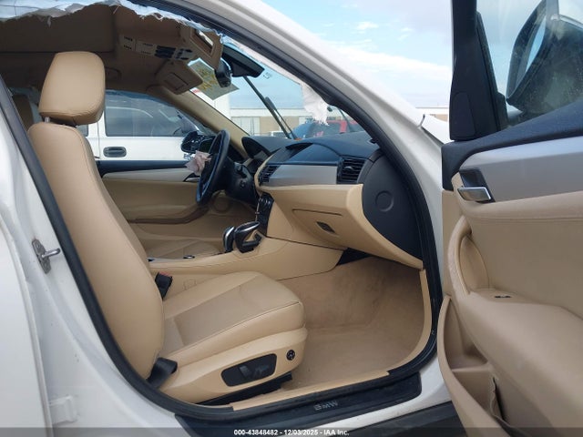Продаж на аукціоні авто 2014 Bmw X1 Xdrive28i, vin: WBAVL1C52EVY18248, номер лоту: 43848482