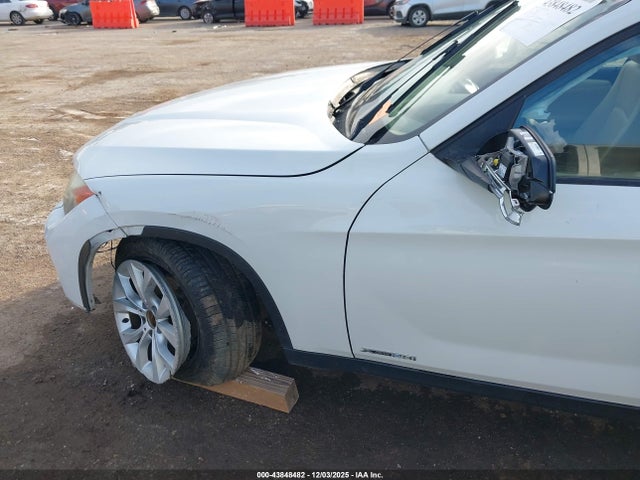 Продаж на аукціоні авто 2014 Bmw X1 Xdrive28i, vin: WBAVL1C52EVY18248, номер лоту: 43848482