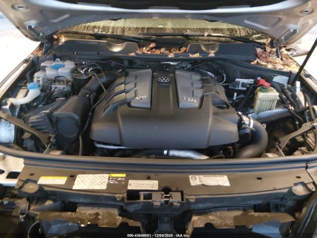 2016 VOLKSWAGEN TOUAREG WVGEP9BP3GD001450 Photo 9
