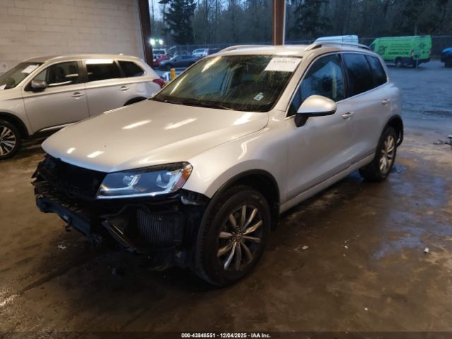 2016 VOLKSWAGEN TOUAREG WVGEP9BP3GD001450 Photo 1