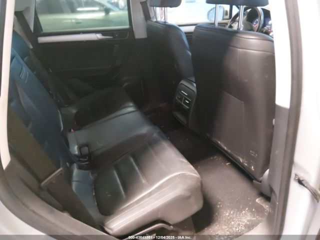 2016 VOLKSWAGEN TOUAREG WVGEP9BP3GD001450 Photo 7