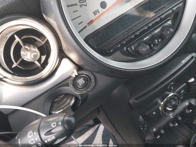 2011 MINI COOPER WMWSU3C52BT251476 Photo 10