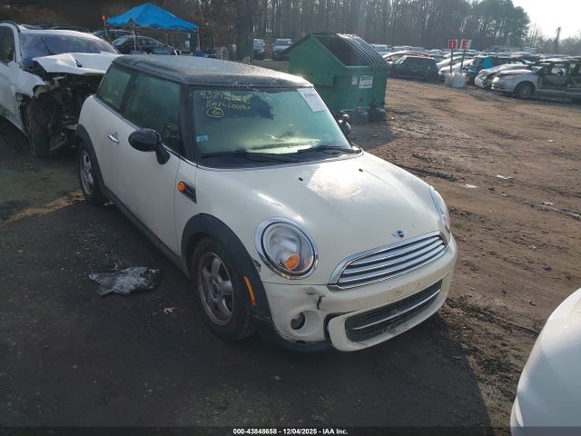 2011 MINI COOPER WMWSU3C52BT251476 Photo 5