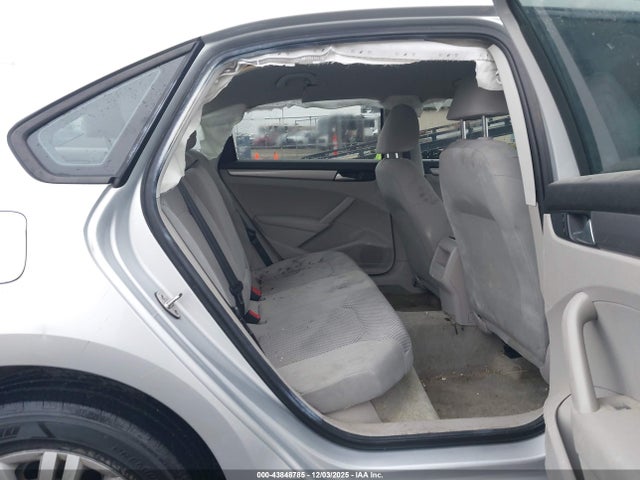 Volkswagen Passat 1.8t S 2015 1VWAT7A3XFC096978 Image 8
