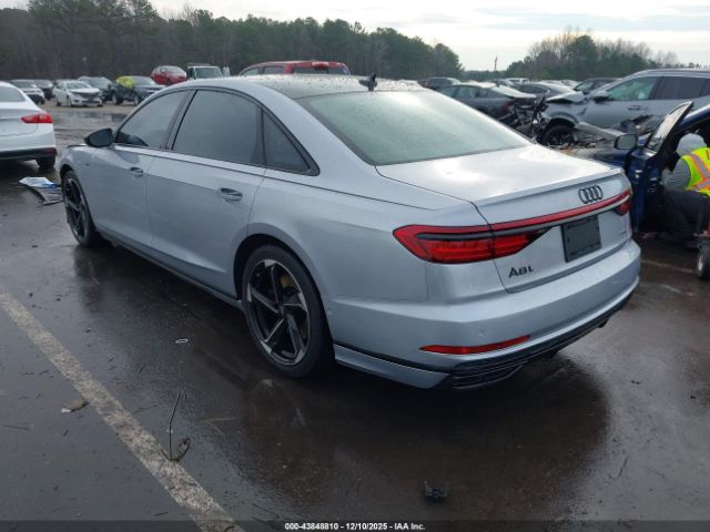 2019 AUDI A8 L WAU8DAF8XKN010743 Photo 2