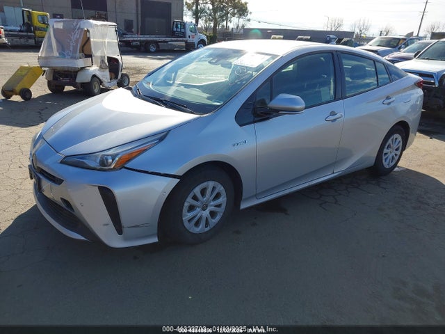 Toyota Prius Le 2019 JTDKARFU3K3072929 Image 2