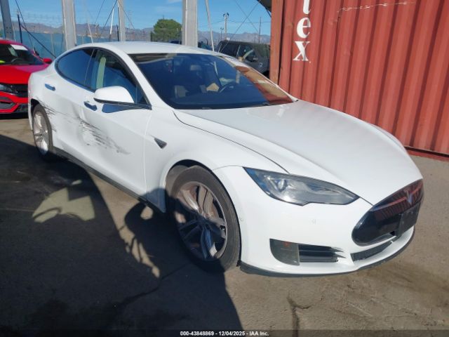 2016 TESLA MODEL S 5YJSA1E1XGF126682