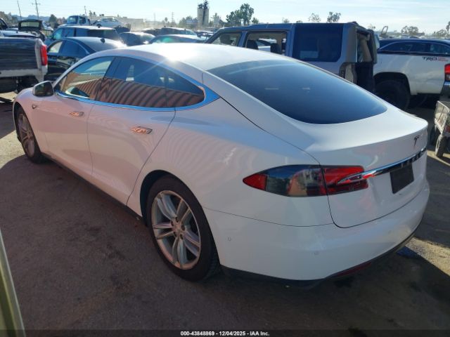 2016 TESLA MODEL S 5YJSA1E1XGF126682 Photo 2