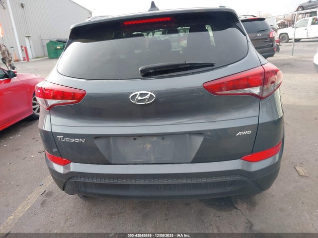 Hyundai Tucson Se Plus 2017 KM8J3CA49HU417311 Image 16